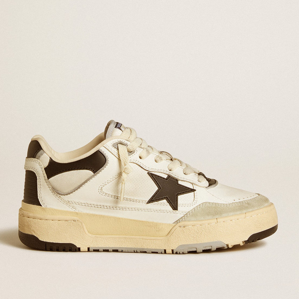 Golden Goose Men's Forty2 Sneakers With Black Star And Black Leather Heel Tab GMF00630.F005745.11395