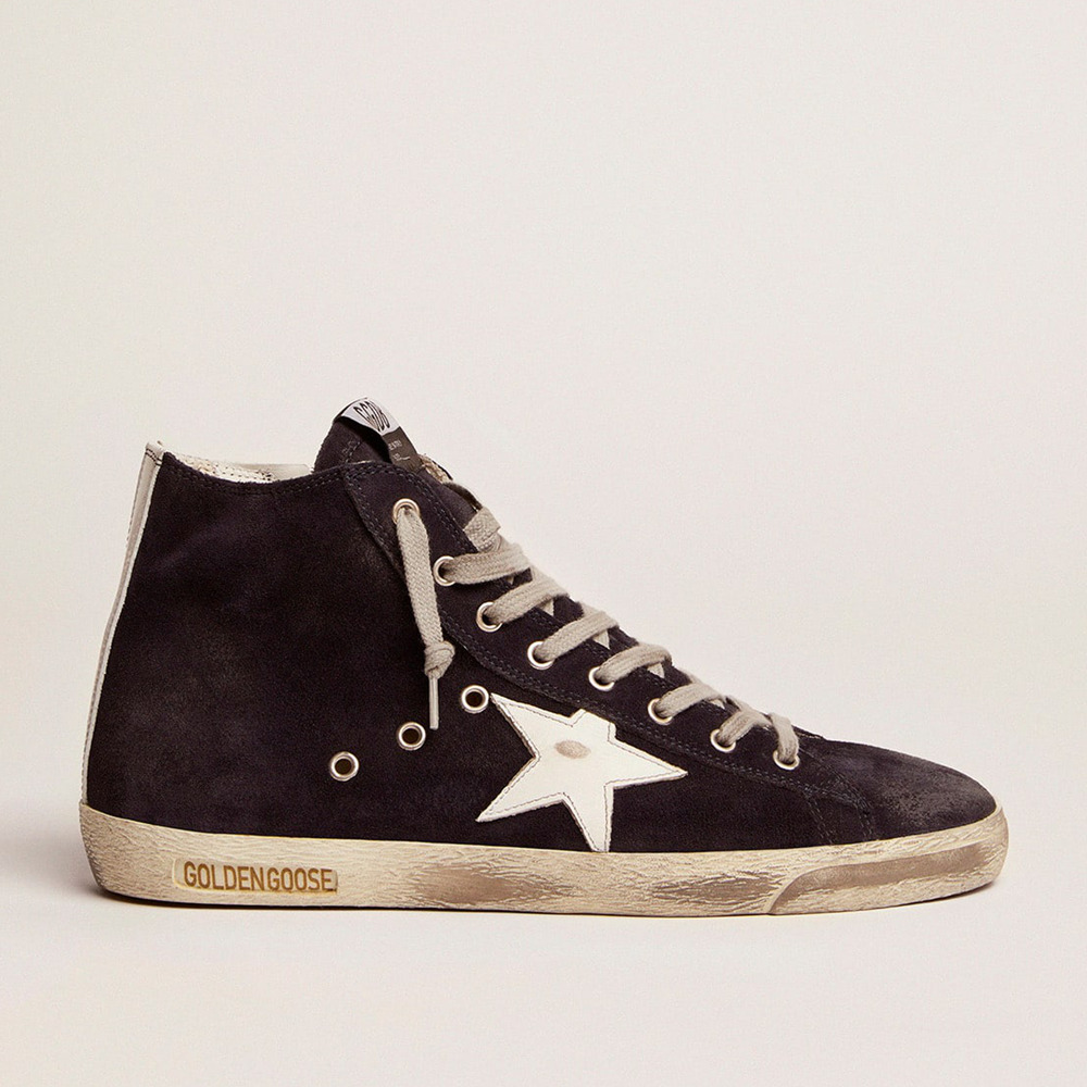 Golden Goose Men's Francy Sneakers In Leather With Leather Star And Heel Tab GMF00113.F000322.50517