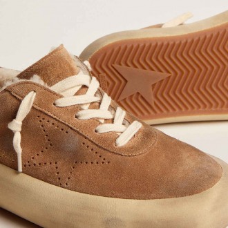 Golden Goose Men's Space-Star Sneakers In Tobacco-colored Suede And Shearling Lining GMF00345.F002995.55353