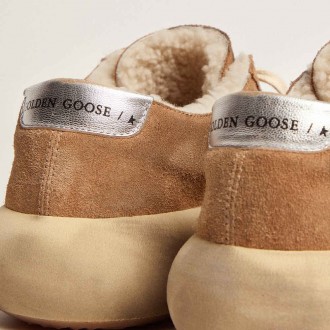 Golden Goose Men's Space-Star Sneakers In Tobacco-colored Suede And Shearling Lining GMF00345.F002995.55353