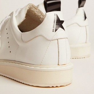 Golden Goose Men's Starter Sneakers In Leather With Star On The Heel Tab GMF00127.F000330.10100