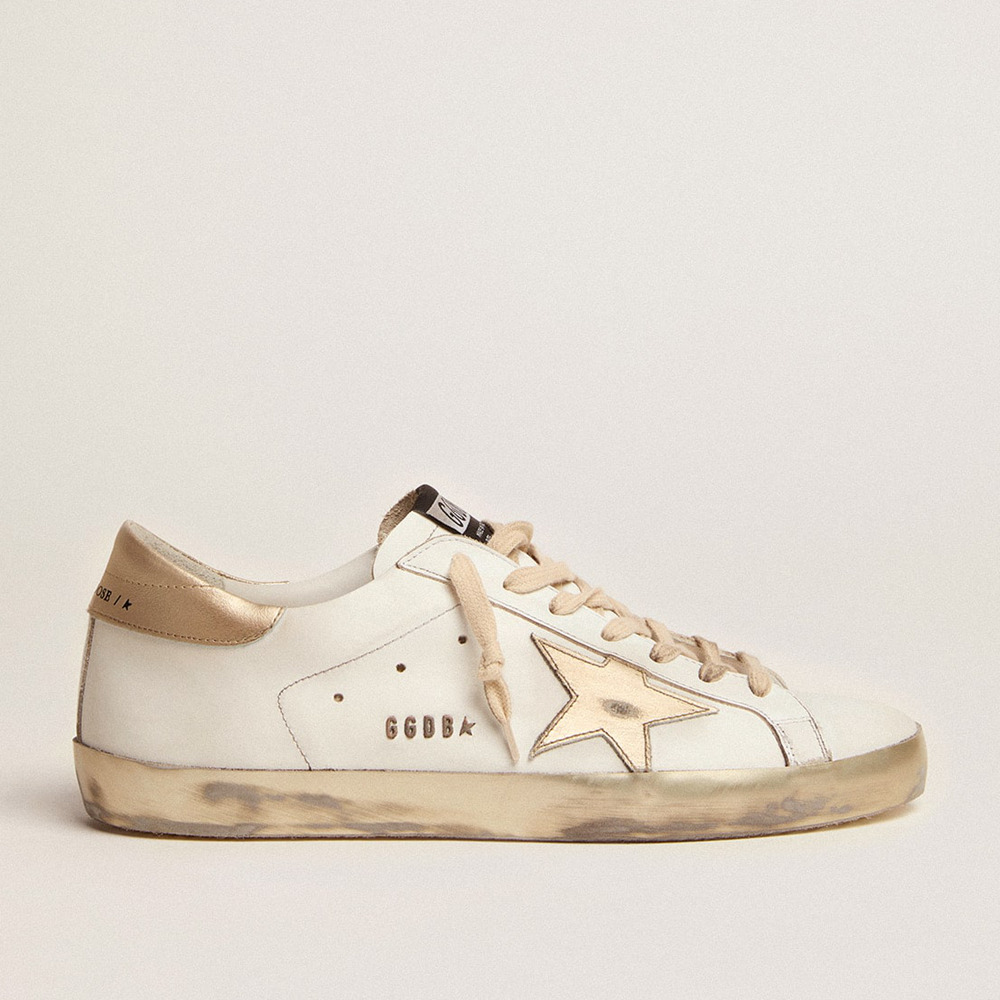 Golden Goose Men's Super-Star Sneakers With Gold Sparkle Foxing And Lettering GMF00101.F000316.10272