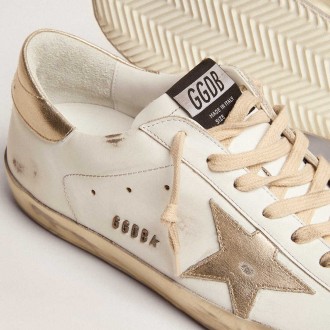 Golden Goose Men's Super-Star Sneakers With Gold Sparkle Foxing And Lettering GMF00101.F000316.10272