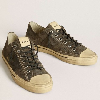 Golden Goose Men's V-Star Sneakers In Black Suede With Black Leather Star GMF00129.F006615.90100