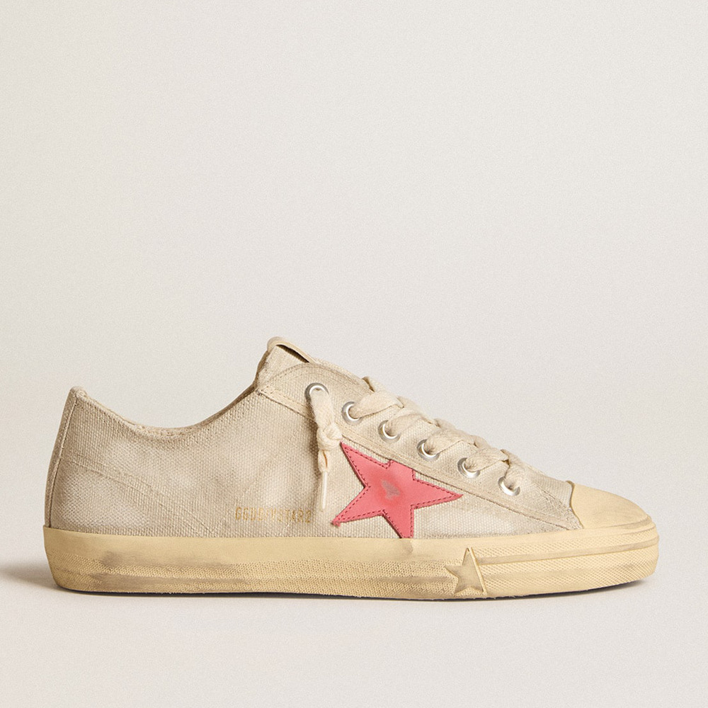 Golden Goose Men's V-Star Sneakers In Light Gray Canvas With A Red Leather Star GMF00129.F005894.60519