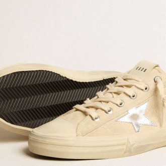 Golden Goose Men's V-Star Sneakers In Pearl Suede With Silver Metallic Leather Star GMF00129.F005298.15542