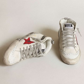 Golden Goose Mid Star Sneakers With A Pink Laminated Leather Star And Black Flash GWF00122.F003357.11231