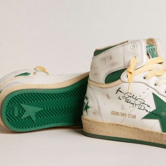 Golden Goose Sky-Star Sneakers In White Leather With Green Leather Star GMF00230.F005843.10502