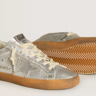 Golden Goose Super-Star Sneakers In Silver Metallic Leather With Leather Star And Heel Tab GWF00101.F006563.70100