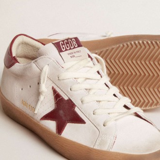 Golden Goose Super-Star Sneakers In White Suede With Burgundy Leather Star And Heel Tab GWF00101.F005874.10360