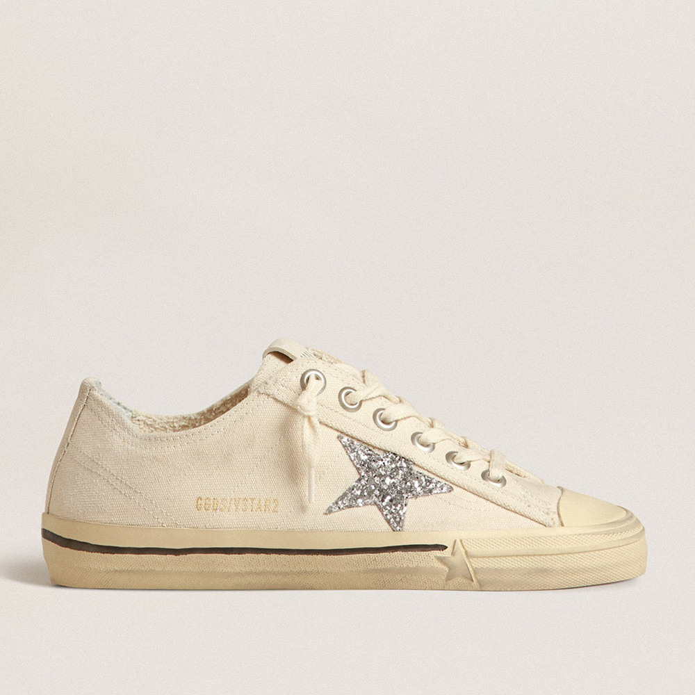 Golden Goose V-Star Sneakers In Beige Canvas With A Silver Glitter Star GWF00129.F004061.15260