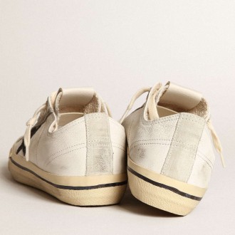 Golden Goose V-Star Sneakers In White Nappa Leather With A Black Glitter Star GWF00129.F003922.10432