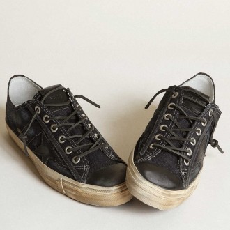 Golden Goose V-Star Sneakers Sneakers In Midnight-blue Denim With Black Leather Star And Toe GMF00129.F003134.50697