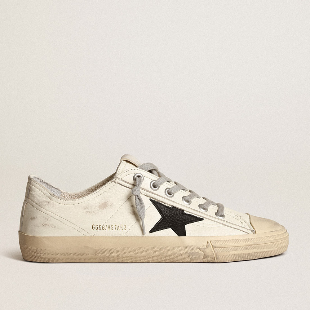 Golden Goose V-Star Sneakers Sneakers In Off-white Nappa Leather With Black Nubuck Star GMF00129.F003996.11360