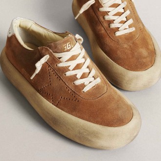 Golden Goose Women's Space-Star Sneakers In Tobacco-colored Suede With Perforated Star GWF00376.F003327.15331